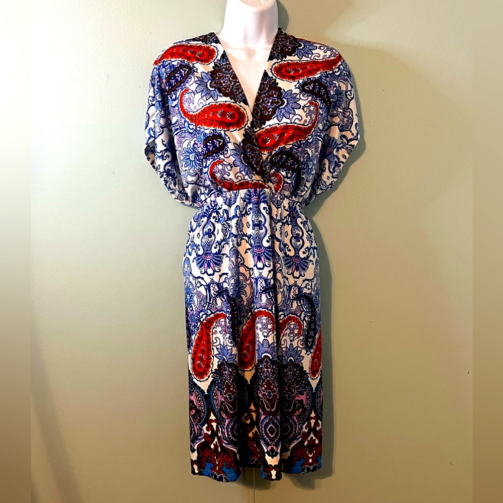 Tunic Size 2X Criss Cross Front/Back‎ Deep V
